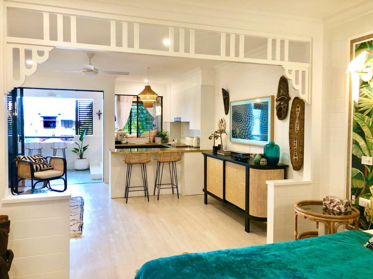 Nomad - Luxe Apartment Port Douglas Exterior photo
